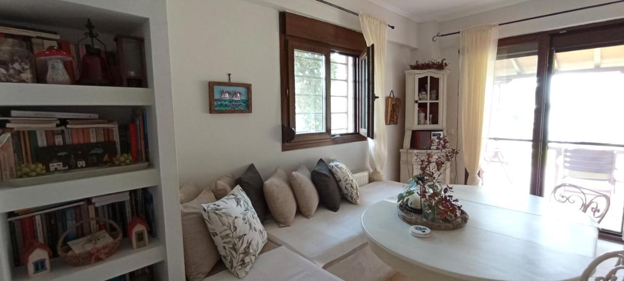 High Aesthetics Maisonette In The Wood By The Sea Метаморфоси Екстериор снимка