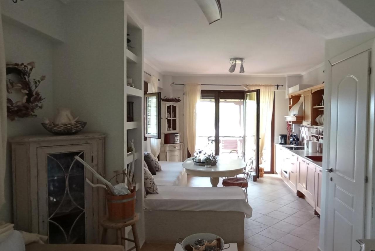 High Aesthetics Maisonette In The Wood By The Sea Метаморфоси Екстериор снимка